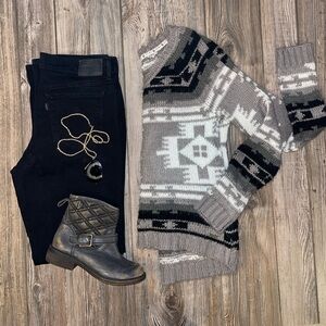 Roxy GREY Aztec Print Fuzzy Sweater